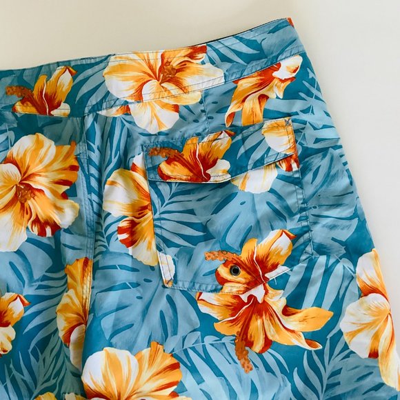 QUIKSILVER Men's Board Shorts NWT Size 34 - Picture 3 of 6